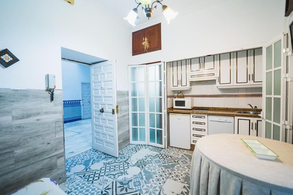 Apartamento En El Barrio De San Lorenzo, Junto A La Basilica Del Gran Poder Seville Exterior photo